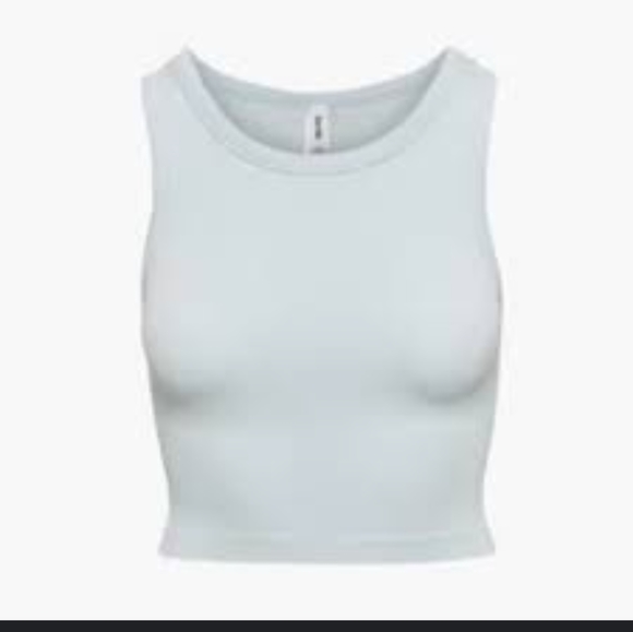 NWT 2 XS Aritzia Sunday Best Synchseamless tank blue - Picture 2 of 12
